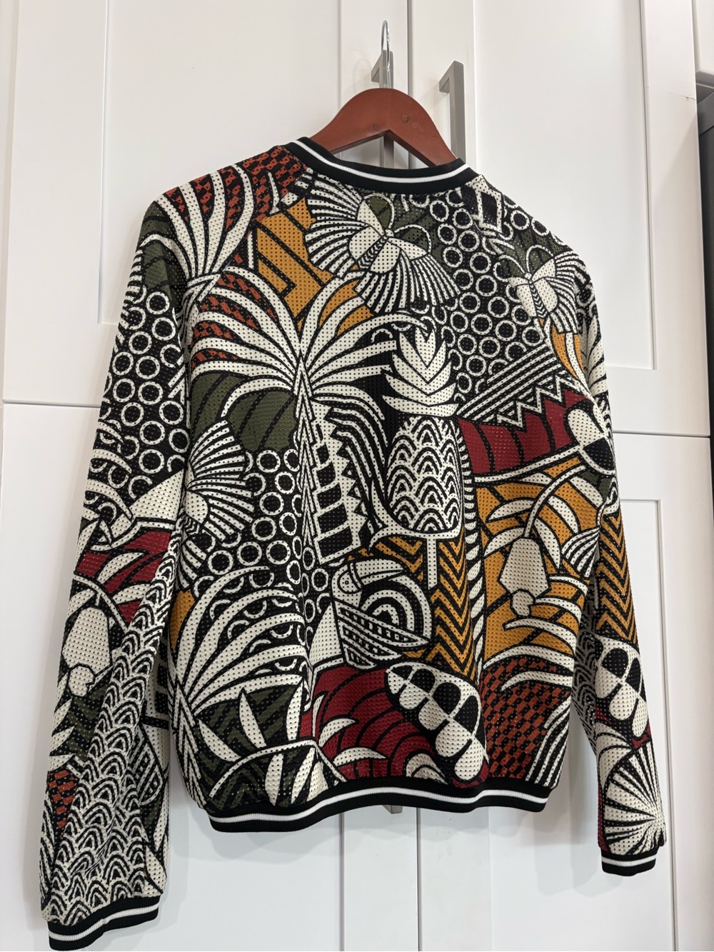 FARM Rio Rainforest Bomber Jacket and matching leggings - Picture 14 of 15